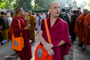 Tenzin Peljor - »Global Buddhist Congregation« India 2011 Tenzin Peljor - »Global Buddhist Congregation« India 2011